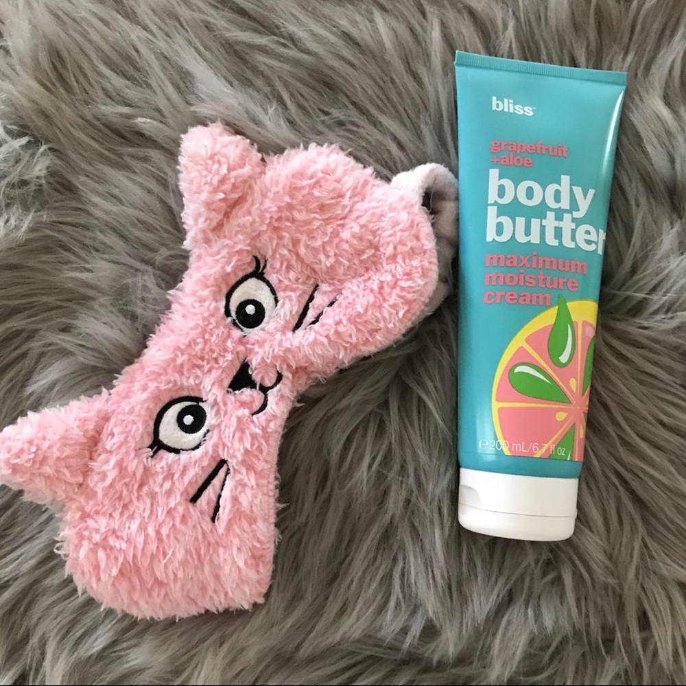 Spa 🧖🏽‍♀️ Bundle Pink Cat Sleeping Mask + Lotion